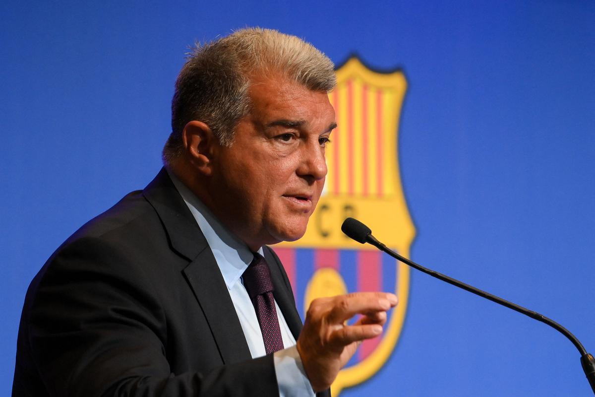 La Mano Tendida De Laporta A La UEFA, Clave En El Futuro Del Barça En La Champions