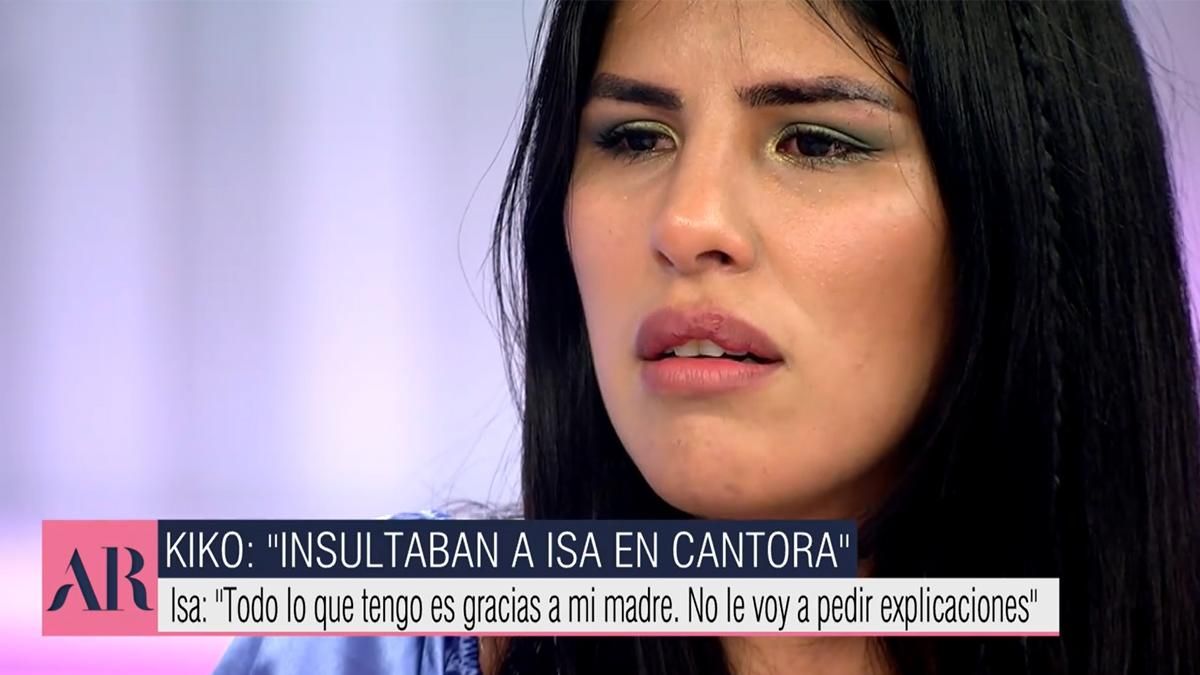 Isa Pantoja reacciona en 'Ana Rosa' a la entrevista de Kiko: "Me está dejando en ridículo" Isa Pantoja reacciona en 'Ana Rosa' a la entrevista de Kiko: "Me está dejando en ridículo"