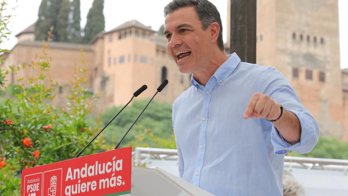 Sánchez defiende la igualdad en su visita a Granada.