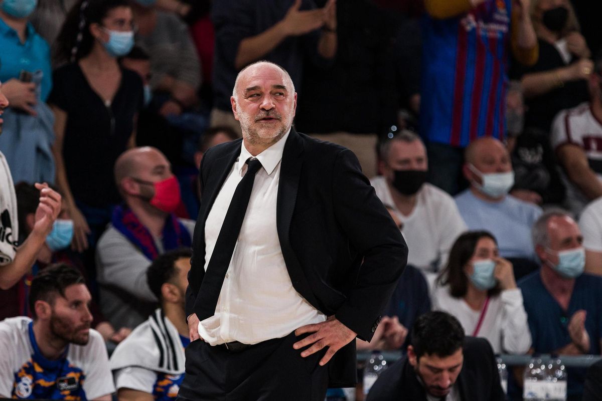 Laso vuelve a los entrenamientos del Madrid ocho días después de su infarto Laso vuelve a los entrenamientos del Madrid ocho días después de su infarto