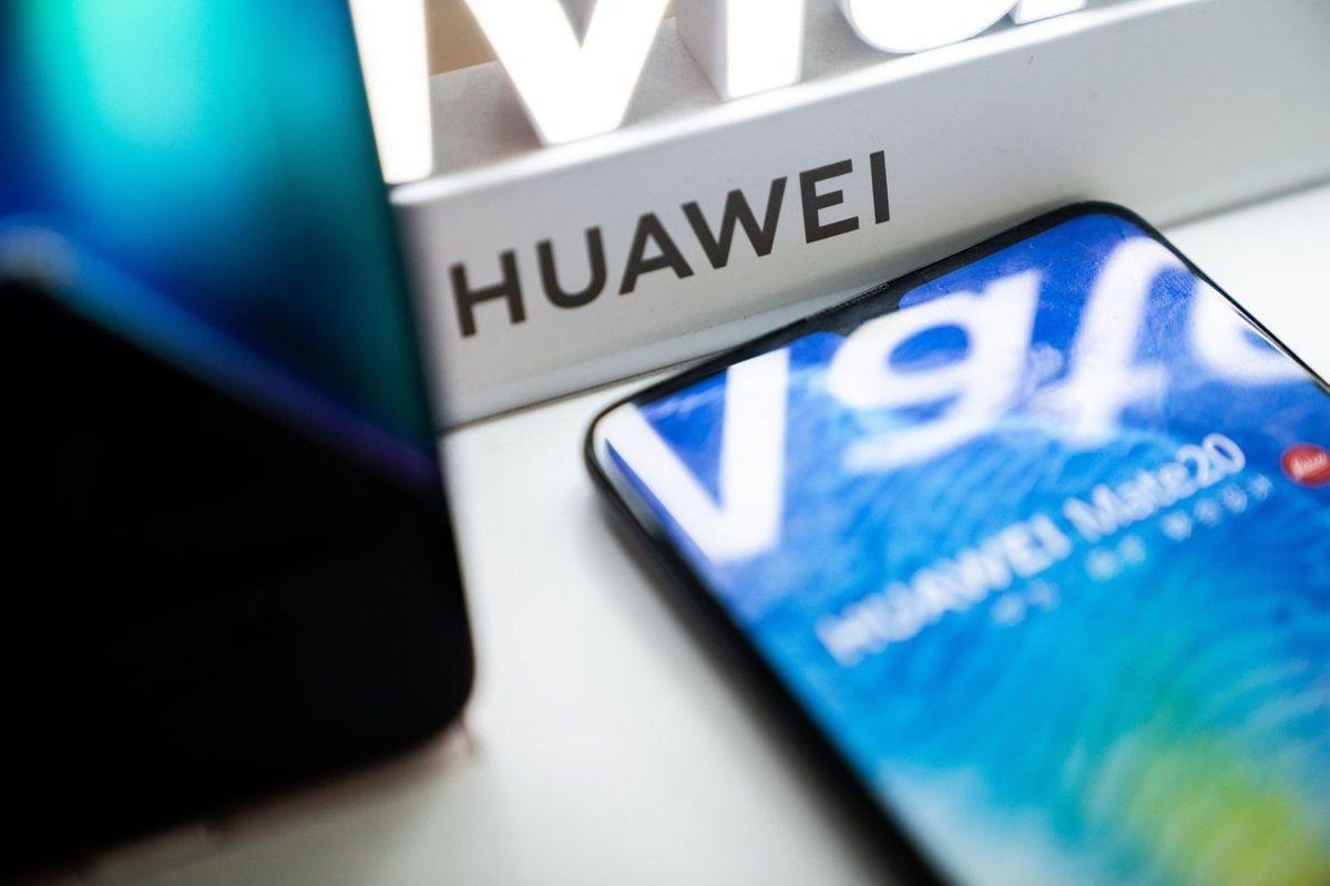La patronal de telecomunicacions demana a la UE que es posicioni en el veto a Huawei La patronal de telecomunicacions demana a la UE que es posicioni en el veto a Huawei