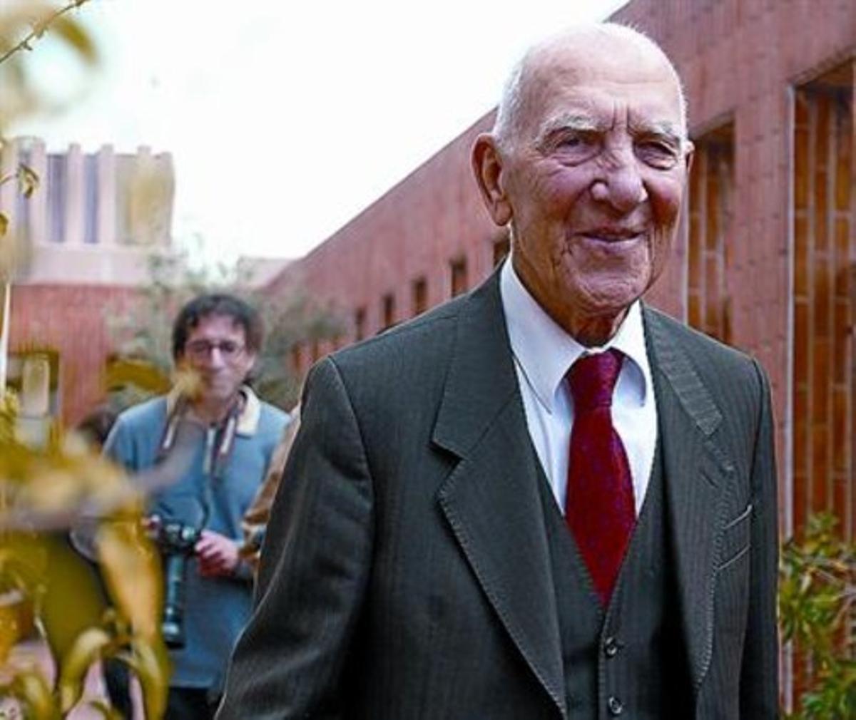 Venerable rebelde8 Stéphane Hessel, en Barcelona, en marzo. Venerable rebelde8 Stéphane Hessel, en Barcelona, en marzo.