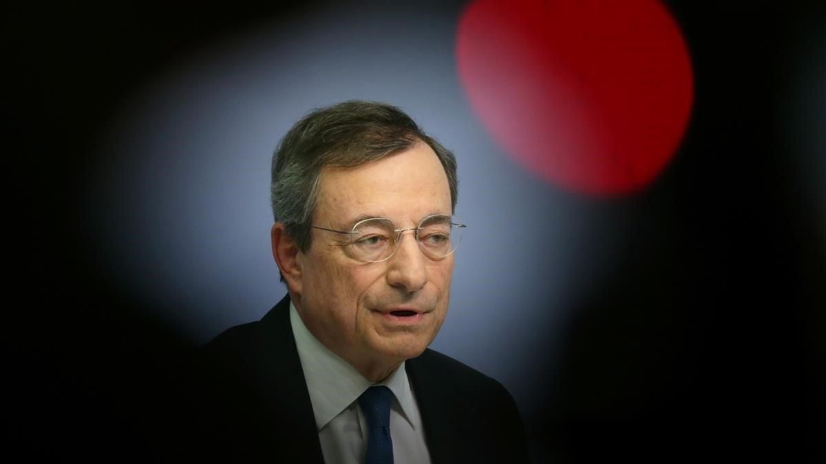 Mario Draghi, en su última rueda de prensa como presidente del BCE. Mario Draghi, en su última rueda de prensa como presidente del BCE.