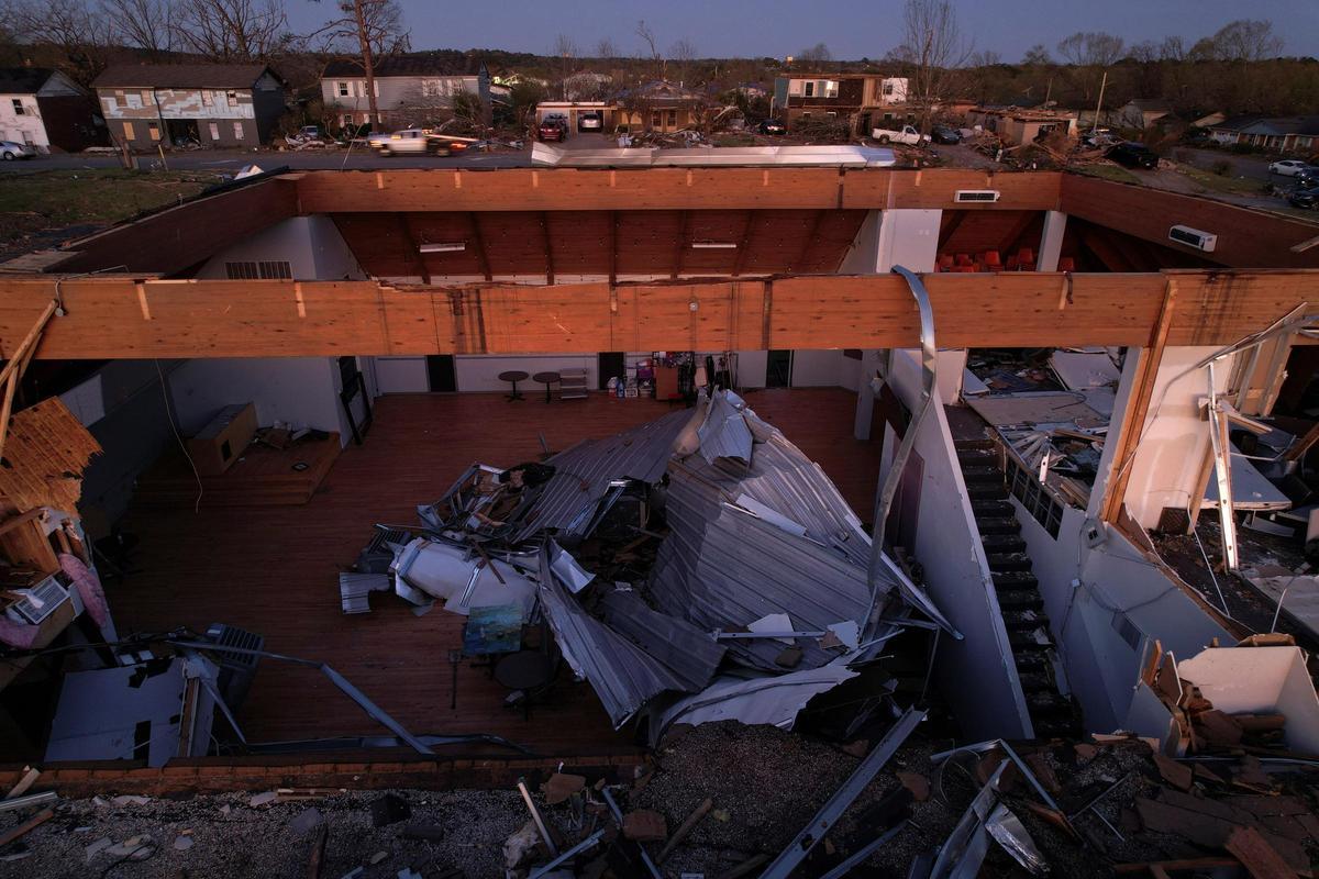 La oleada de tornados en Estados Unidos deja al menos 29 muertos FOTOS