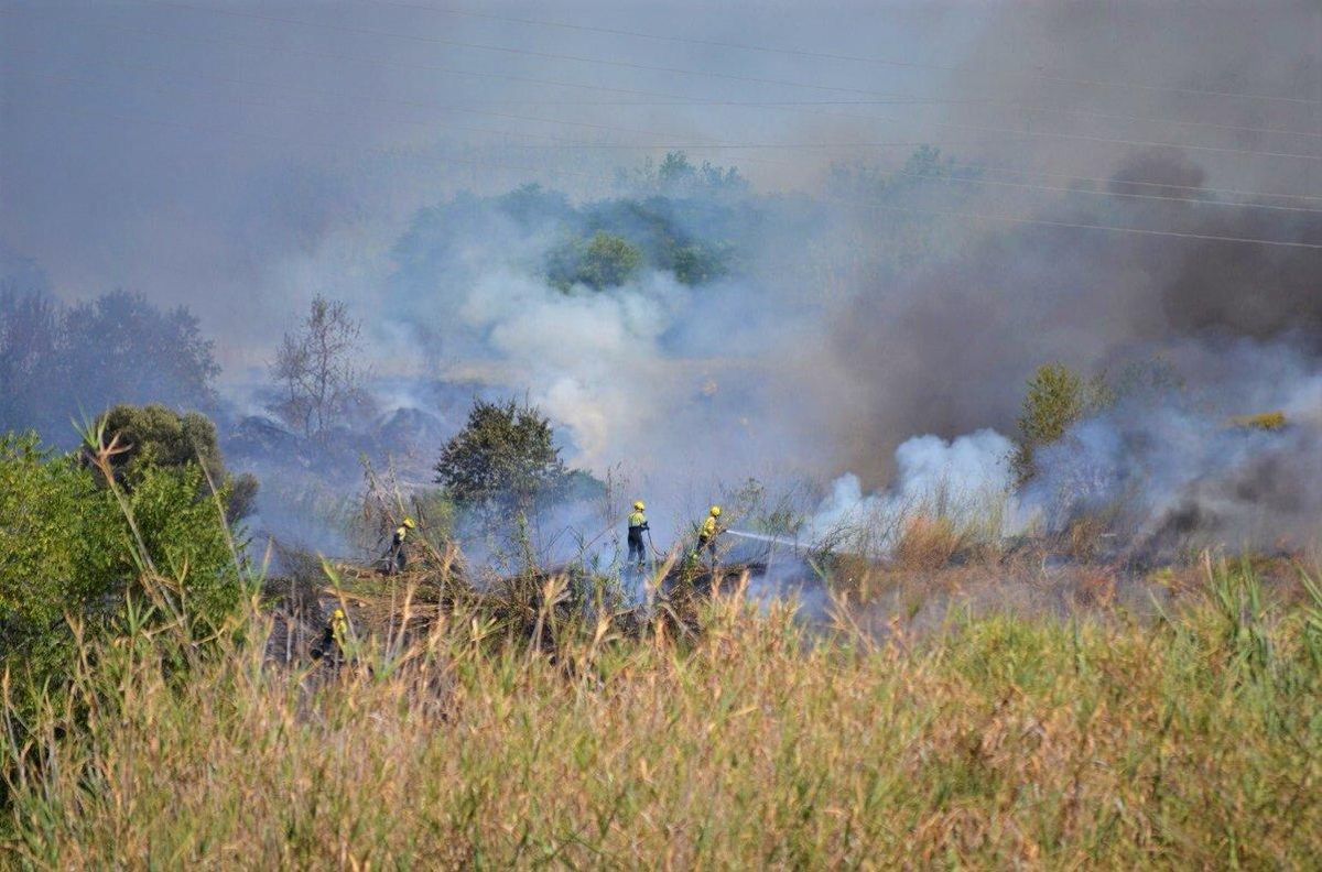 Controlat un incendi a Mataró després de cremar unes dues hectàrees de matolls Controlat un incendi a Mataró després de cremar unes dues hectàrees de matolls
