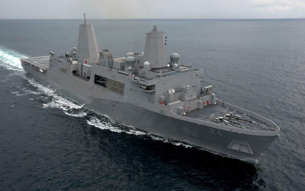 El USS Arlington como los misiles fueron solicitados por las tropas desplegadas en Oriente Medio. El USS Arlington como los misiles fueron solicitados por las tropas desplegadas en Oriente Medio.