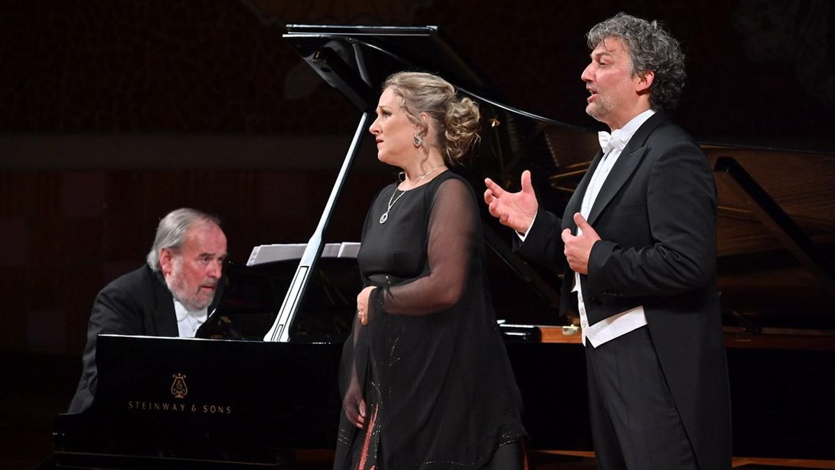 Helmut Deutsch, Diana Damrau y Jonas Kaufmann, en el Palau de la Música Helmut Deutsch, Diana Damrau y Jonas Kaufmann, en el Palau de la Música