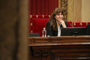La presidenta del Parlament, Laura Borràs, durante una sesión en el hemiciclo