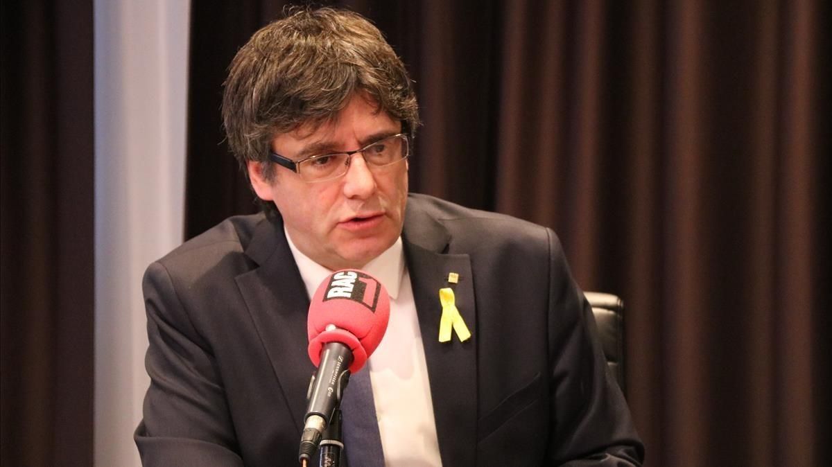 Carles Puigdemont durante la entrevista de este viernes para RAC-1, desde Bruselas. Carles Puigdemont durante la entrevista de este viernes para RAC-1, desde Bruselas.