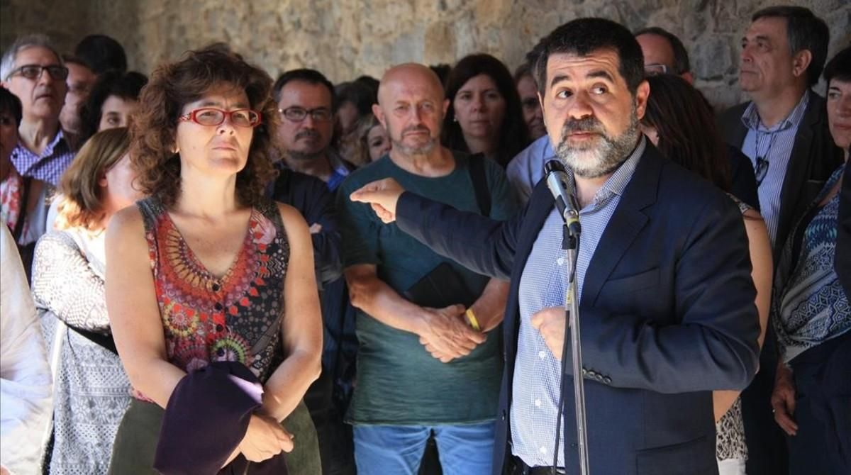 El presidente de la ANC, Jordi Sànchez, junto a otros dirigentes de la entidad. El presidente de la ANC, Jordi Sànchez, junto a otros dirigentes de la entidad.