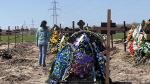 Cementerio de soldados no identificados en Dnipro (Ucrania)