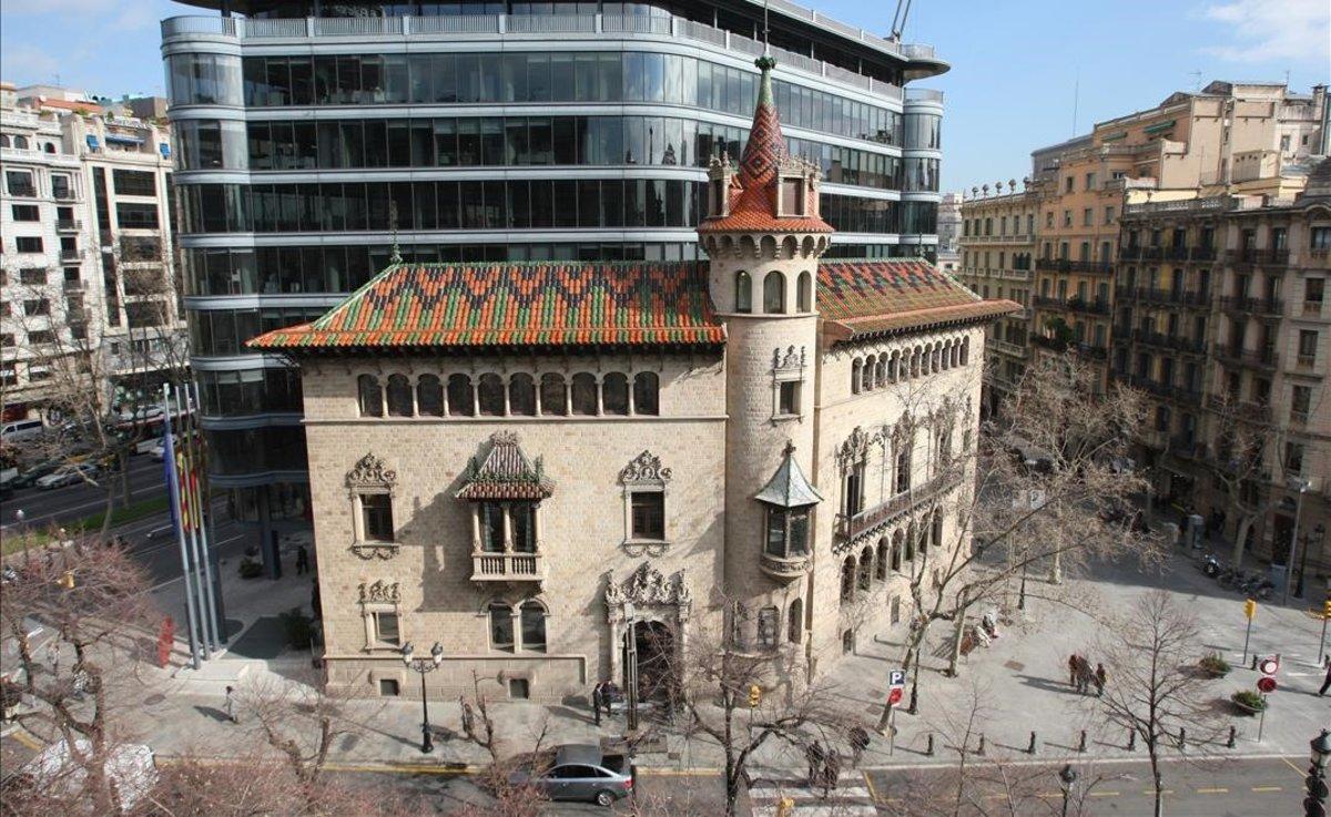 La Diputació de Barcelona aprova un pressupost rècord per al 2023 de 1.200 milions d’euros