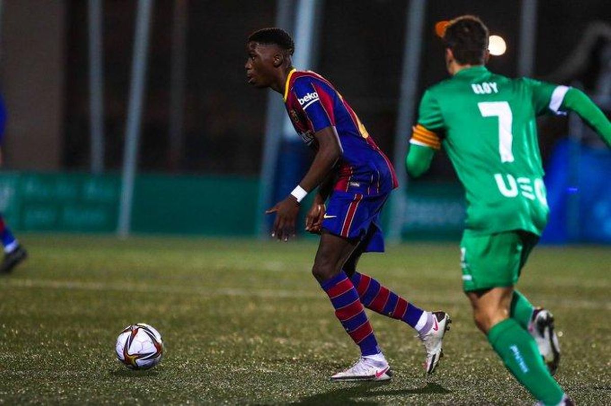 Ilaix, que fue titular, en el duelo ante el Cornellà Ilaix, que fue titular, en el duelo ante el Cornellà