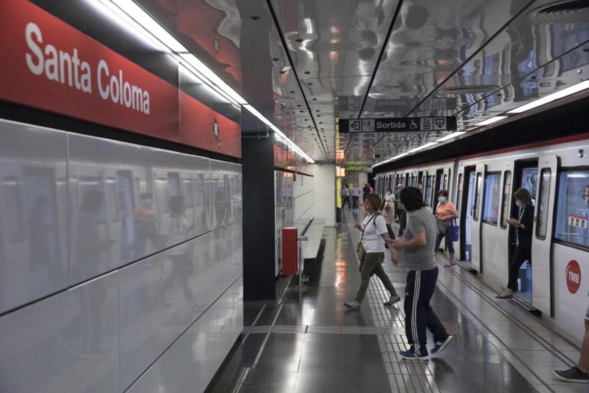 Detingut un menor per robar mòbils al metro de Santa Coloma