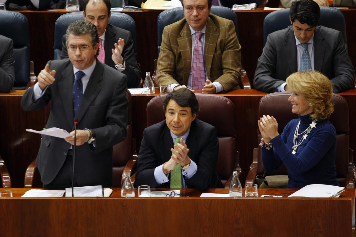 El jutge de Púnica deslliura Esperanza Aguirre de la caixa b del PP madrileny