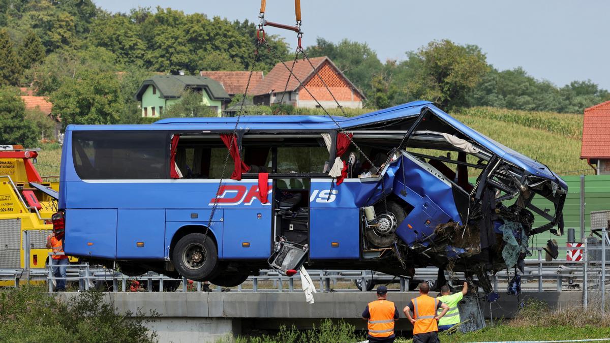 Al menos 12 muertos en un accidente de autobús en Croacia