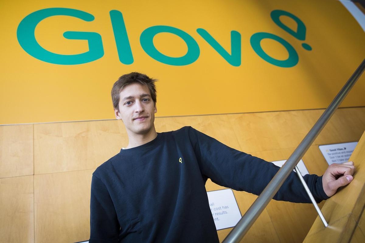 El consejero delegado de Glovo, Óscar Pierre, en las oficinas de la empresa en Barcelona.