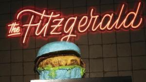 La hamburguesa extraterrestre de Rauw Alejandro.