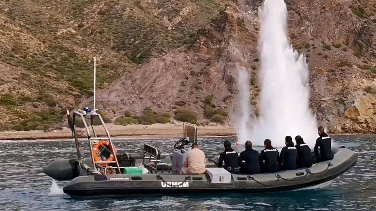 más de 600 artefactos explosivos neutralizados por Armada buzos