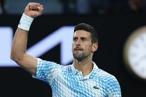 Djokovic celebra un punto.