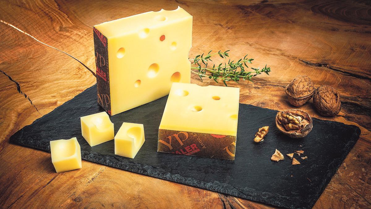 El queso Emmentaler AOP URTYP, que se produce como se hacía 700 años atrás.