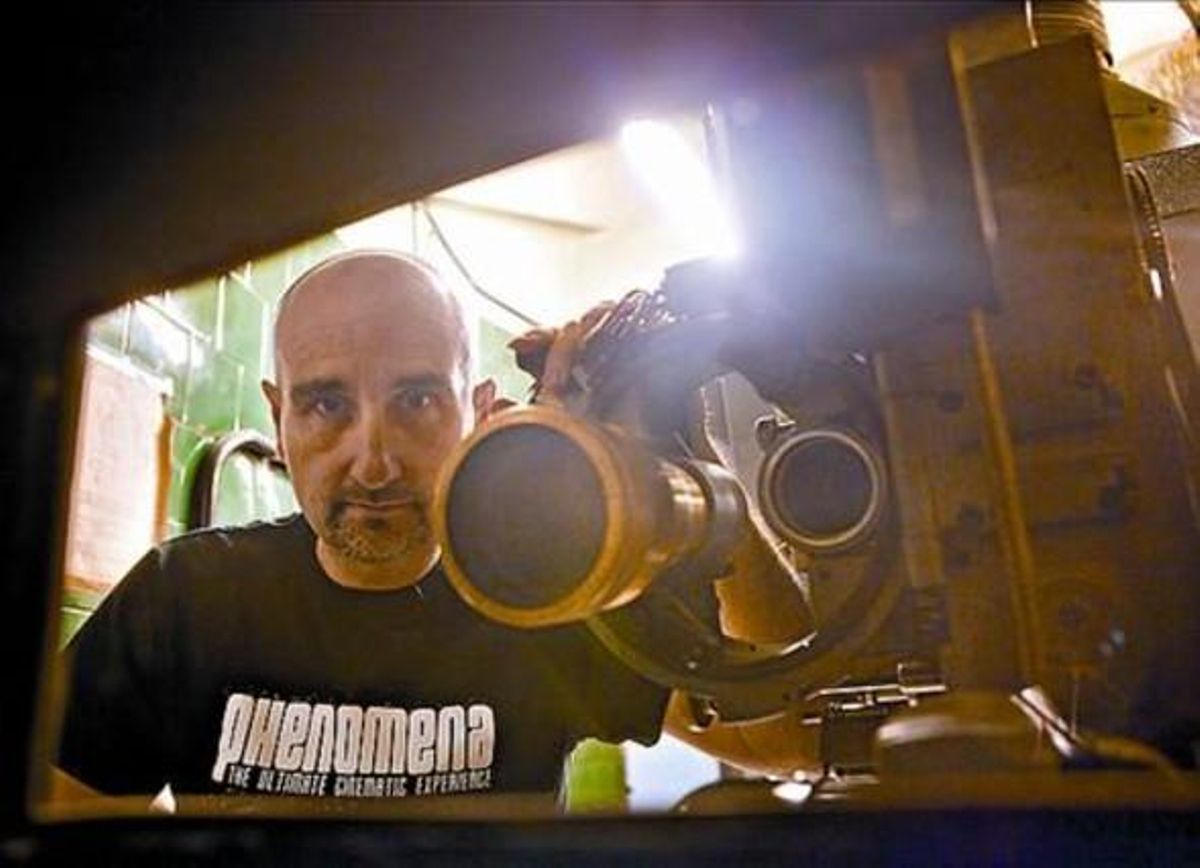 Nacho Cerdà: «Es un homenaje al cine de barrio de mi infancia» Nacho Cerdà: «Es un homenaje al cine de barrio de mi infancia»