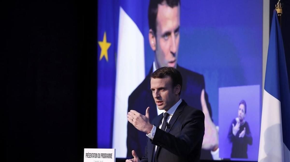 Emmanuel Macron durante un acto electoral en París. Emmanuel Macron durante un acto electoral en París.