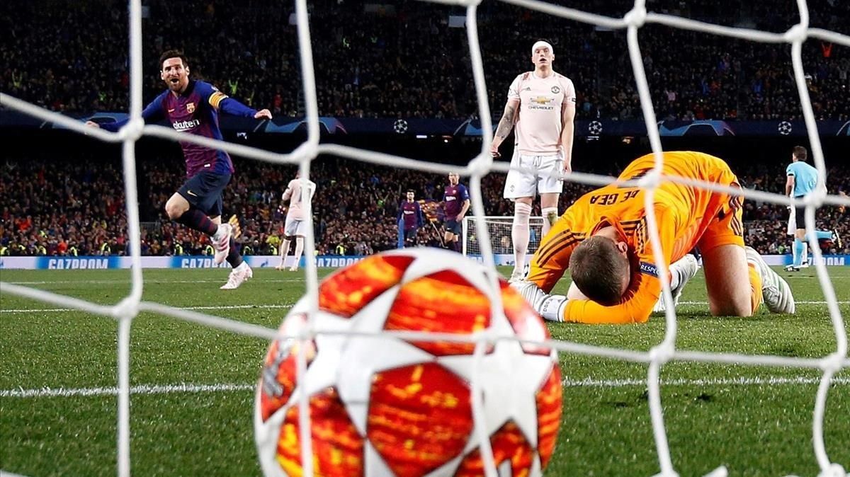 David De Gea abatido tras su error en el segundo gol de Leo Messi. David De Gea abatido tras su error en el segundo gol de Leo Messi.