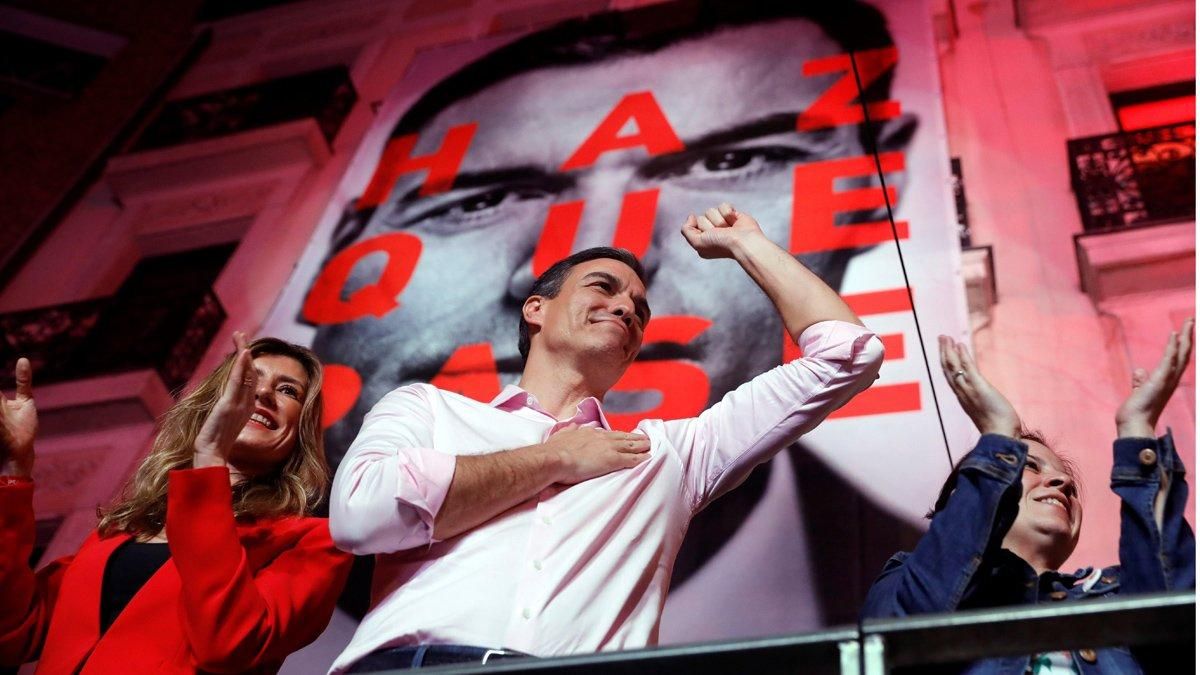 GRAF212. MADRID, 29/04/2019.- El candidato a la presidencia del Gobierno por el PSOE, Pedro Sánchez, durante su valoración de los resultados electorales en la sede socialista en la Calle Ferraz de Madrid. EFE/JuanJo Martín. GRAF212. MADRID, 29/04/2019.- El candidato a la presidencia del Gobierno por el PSOE, Pedro Sánchez, durante su valoración de los resultados electorales en la sede socialista en la Calle Ferraz de Madrid. EFE/JuanJo Martín.