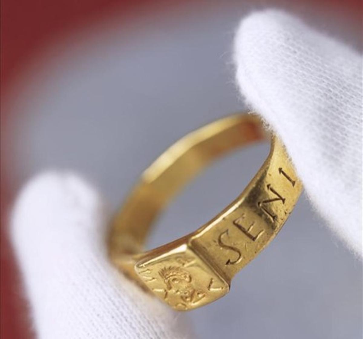 Maravilloso Potencial Touhou El anillo que inspiró a Tolkien, expuesto en Inglaterra
