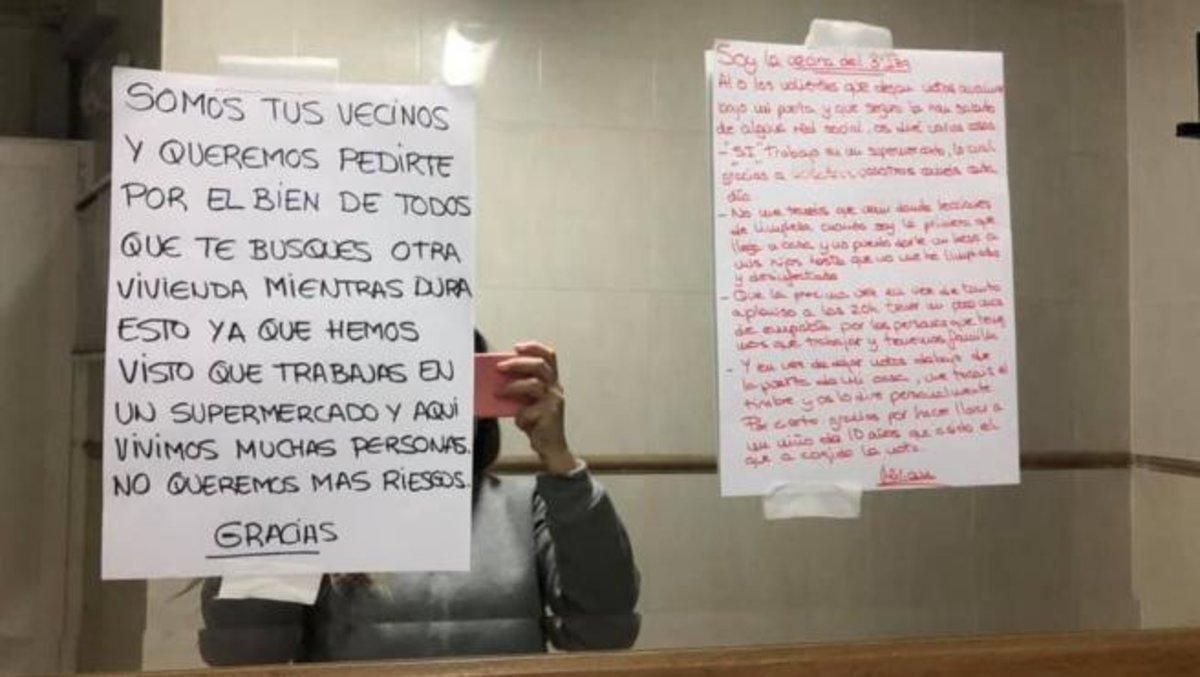 La réplica de Miriam y la nota de sus vecinos, en su Facebook. La réplica de Miriam y la nota de sus vecinos, en su Facebook.