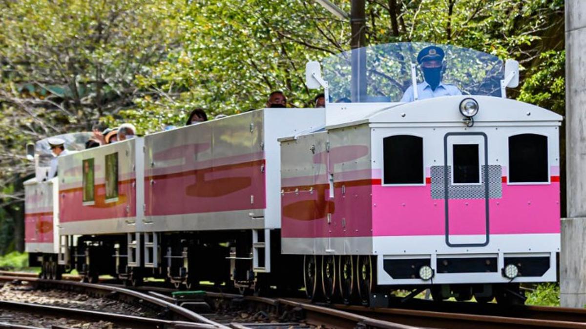 Així és el tren japonès que funciona amb caldo de porc