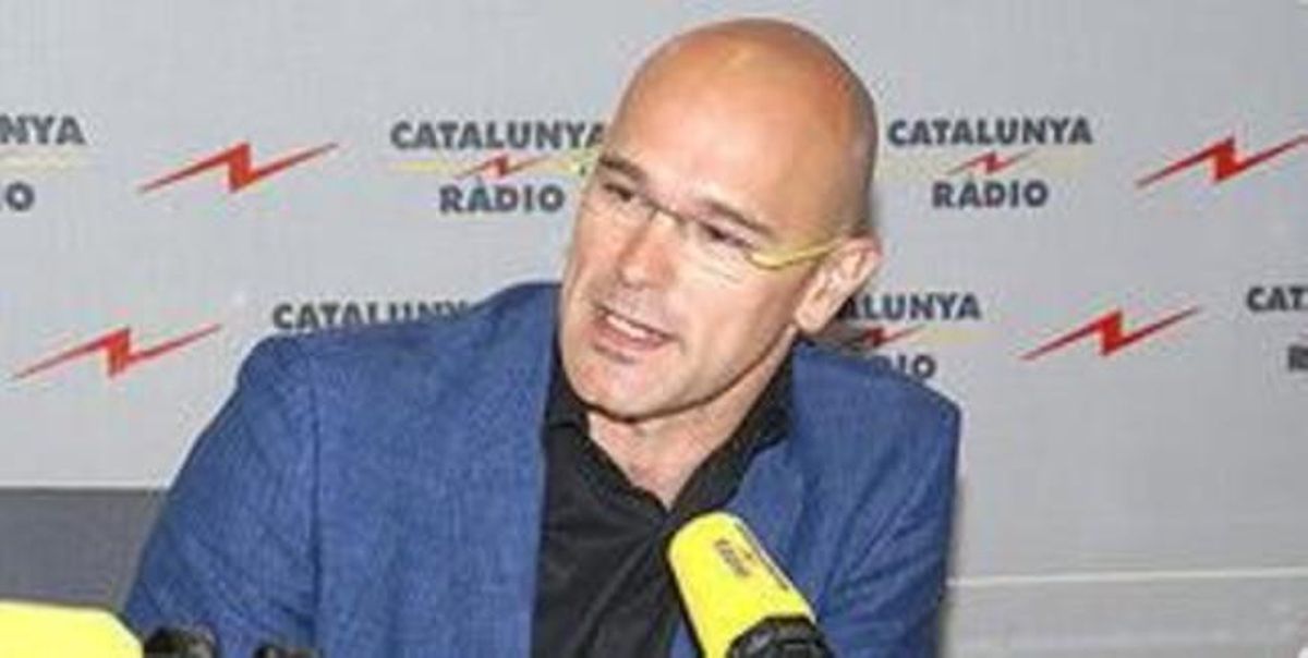 Raül Romeva, eurodiputado de ICV, en una entrevista en Catalunya Ràdio. Raül Romeva, eurodiputado de ICV, en una entrevista en Catalunya Ràdio.