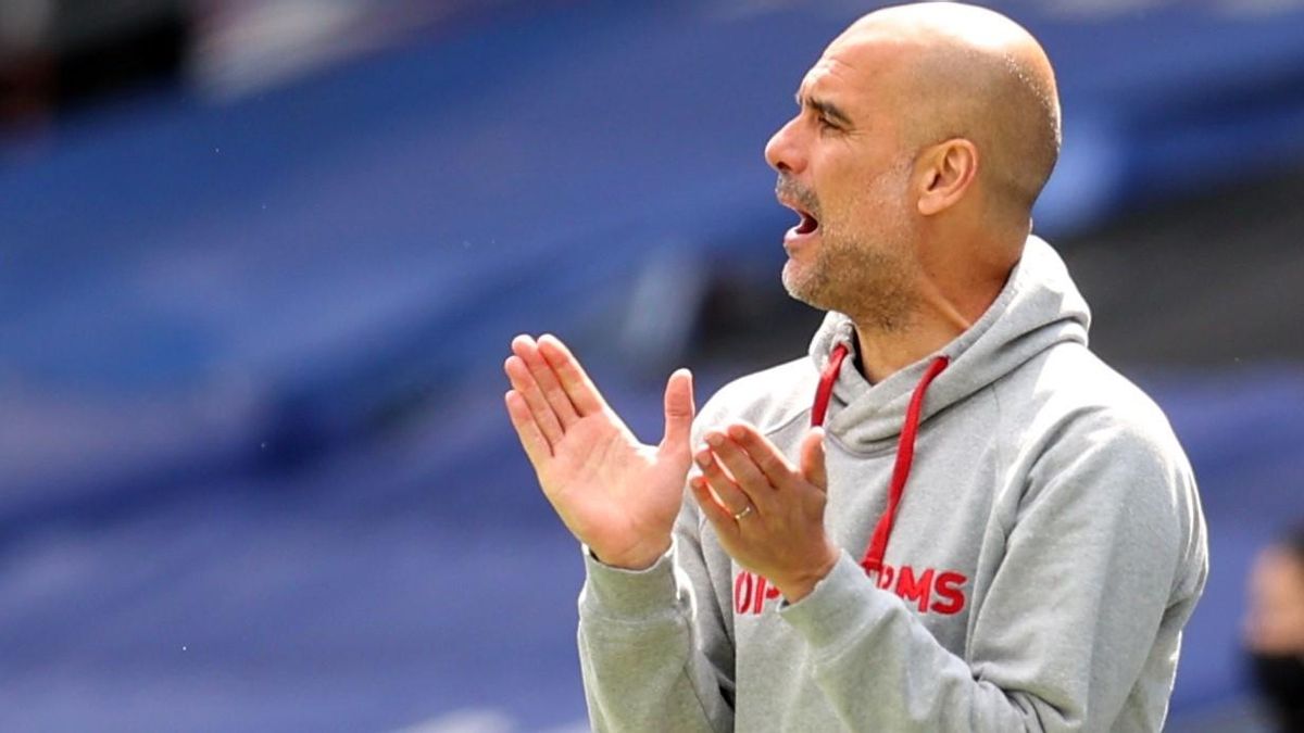 Guardiola anima a sus jugadores durante el Crystal Palace-City del pasado sábado. Guardiola anima a sus jugadores durante el Crystal Palace-City del pasado sábado.