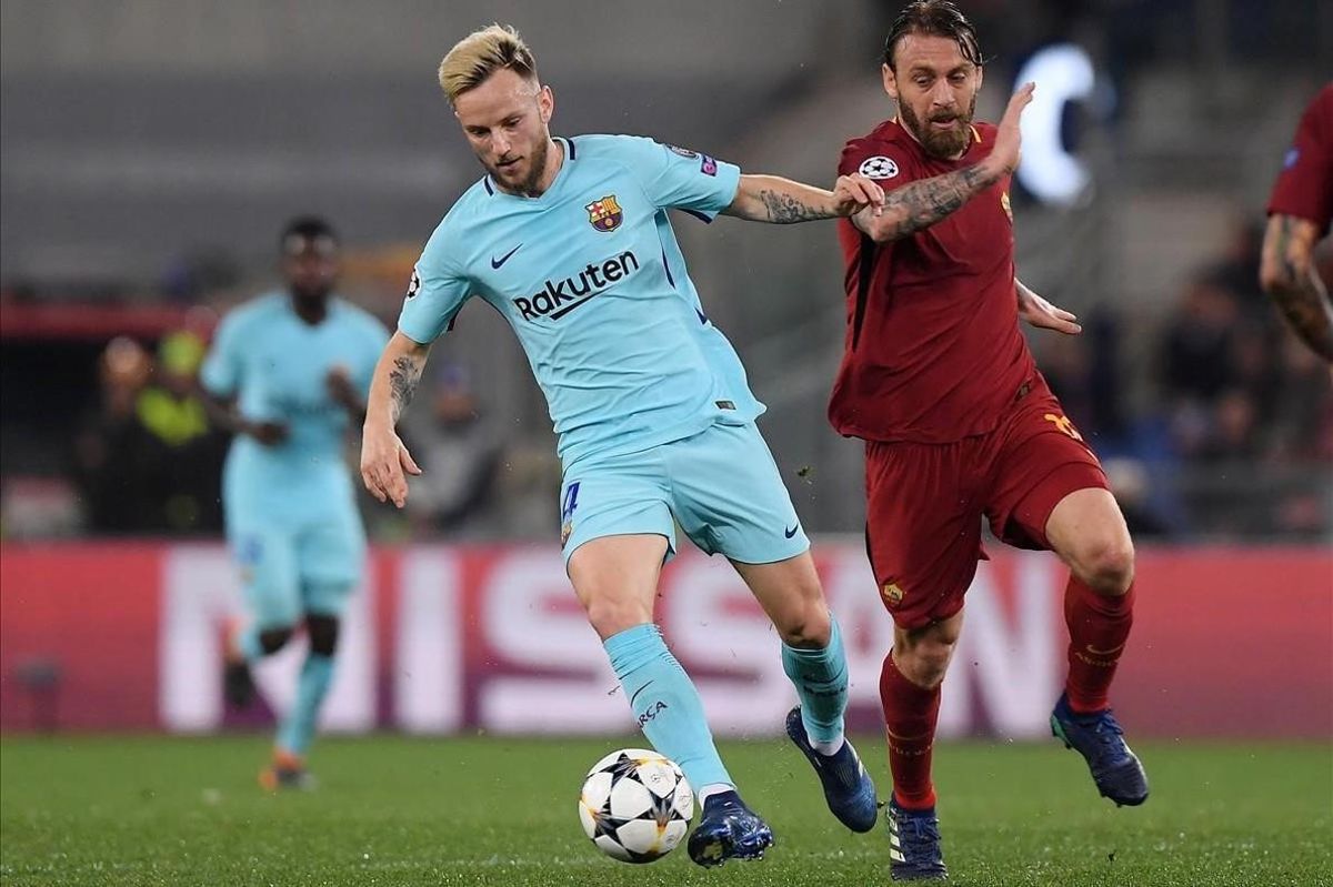 Rakitic, al quiròfan per una fractura d'un dit de la mà esquerra Rakitic, al quiròfan per una fractura d'un dit de la mà esquerra