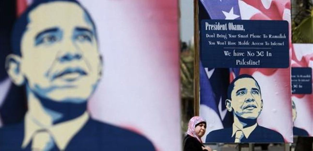 Un poster de Obama en la ciudad de Ramala (Cisjordania) a una semana de la visita del presidente de EEUU. Un poster de Obama en la ciudad de Ramala (Cisjordania) a una semana de la visita del presidente de EEUU.