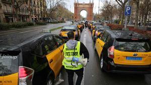 Els taxistes tornen a la vaga el 18 de maig contra les llicències VTC