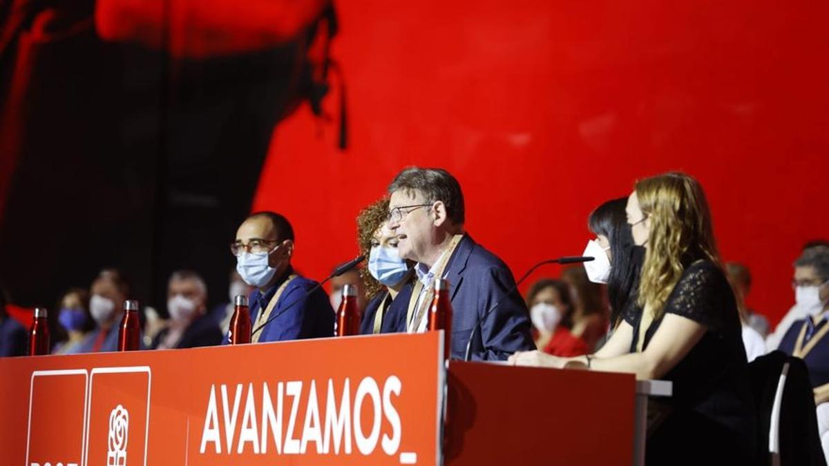 El PSOE presionará a Podemos con una ley que castigue a los clientes de las prostitutas El PSOE presionará a Podemos con una ley que castigue a los clientes de las prostitutas