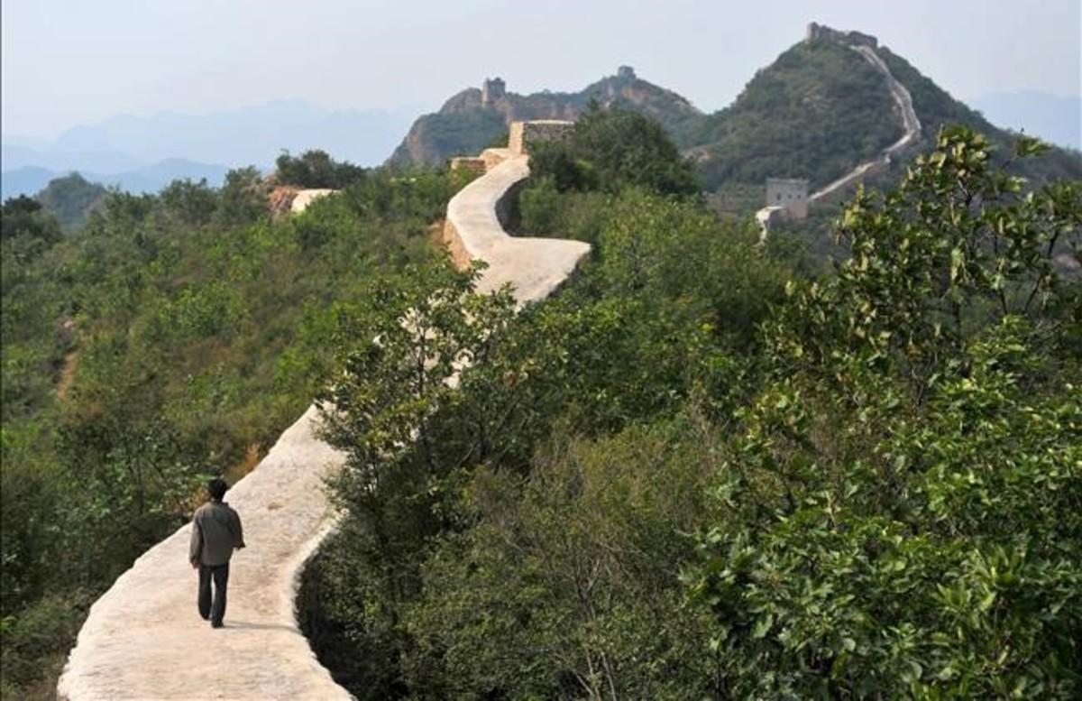 Un terratrèmol fa caure un petit tram de la Gran Muralla Xinesa