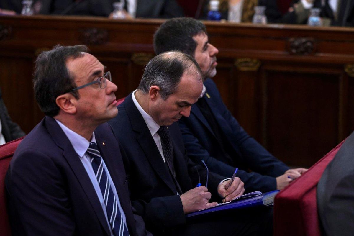 Josep Rull Jordi Turull y Jordi Sànchez. Josep Rull Jordi Turull y Jordi Sànchez.