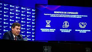 Eduard Romeu, vicepresidente económico del Barça, expone las cuentas del club.