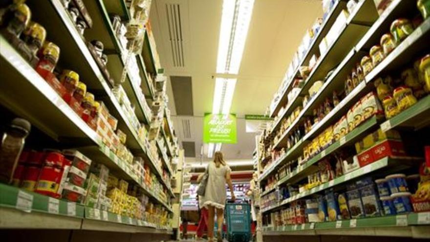 La gran distribución quiere más libertad para competir con