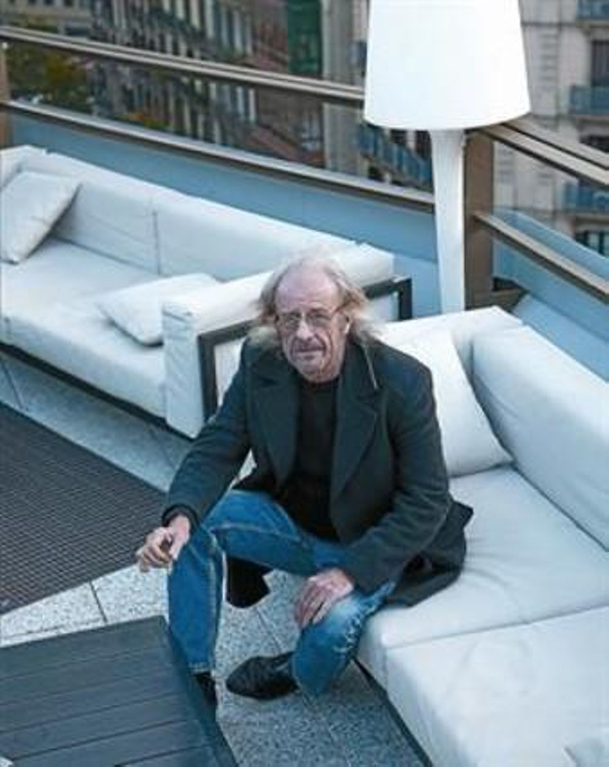 Carga crítica 8 El músico de 67 años sigue sin morderse la lengua. Carga crítica 8 El músico de 67 años sigue sin morderse la lengua.