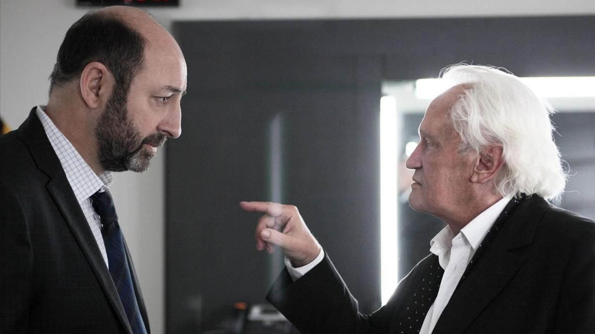 Kad Merad, en el papel de Philipe Rickwaert, y Niels Arestrup, florentino presidente de la república. Kad Merad, en el papel de Philipe Rickwaert, y Niels Arestrup, florentino presidente de la república.