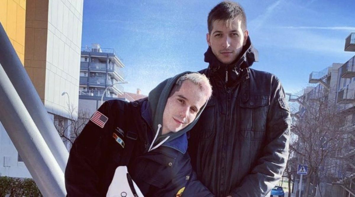 Skone y Chuty son los mayores referentes del freestyle en España. Skone y Chuty son los mayores referentes del freestyle en España.