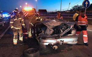 Accidente con tres muertos ocurrido en la autopista AP-9, en Vigo, el mes pesado.