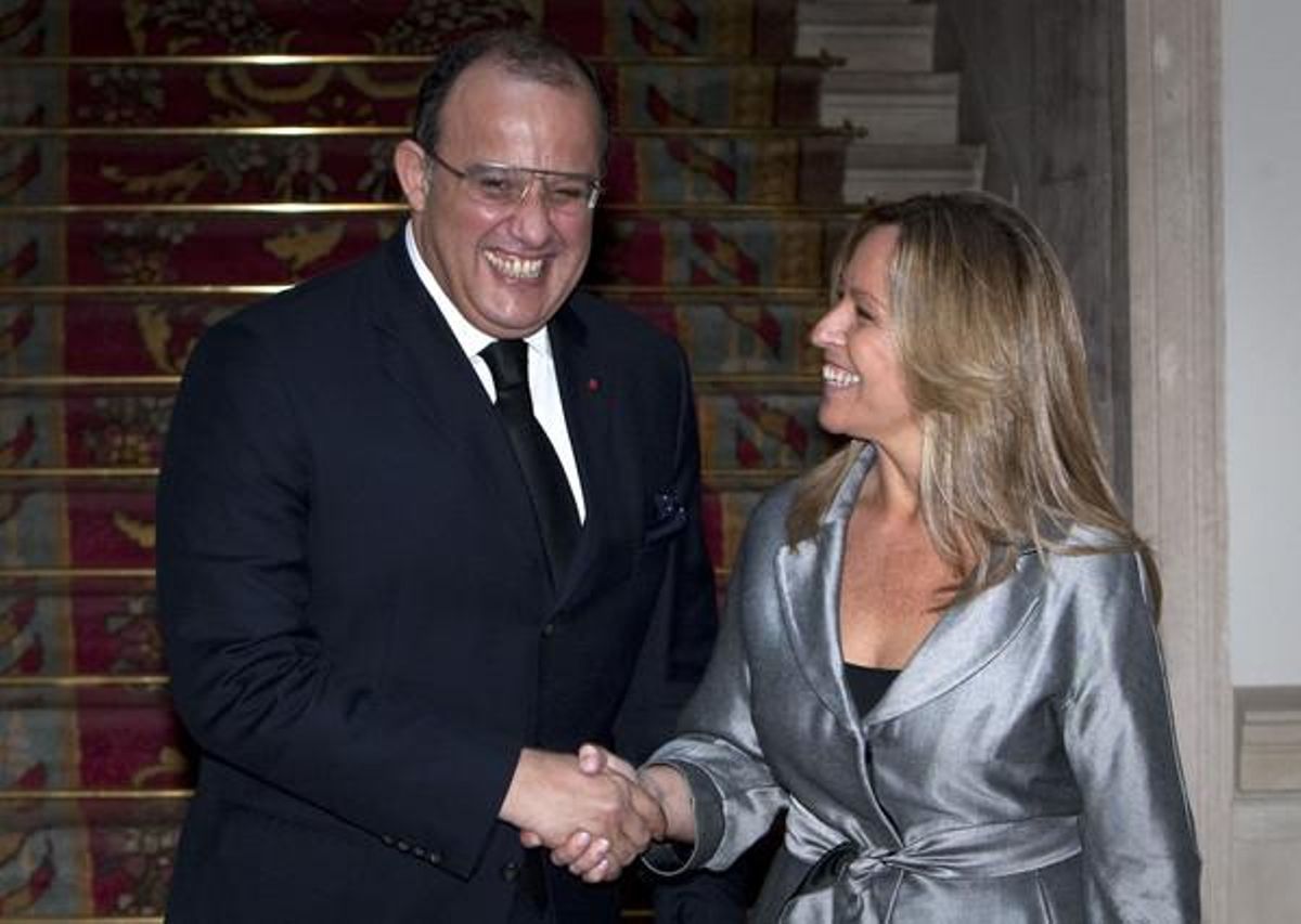 El ministro de Exteriores marroquí, Taieb Fassi Fihri, y su homóloga española, Trinidad Jiménez, hoy, tras el encuentro celebrado en Madrid. El ministro de Exteriores marroquí, Taieb Fassi Fihri, y su homóloga española, Trinidad Jiménez, hoy, tras el encuentro celebrado en Madrid.