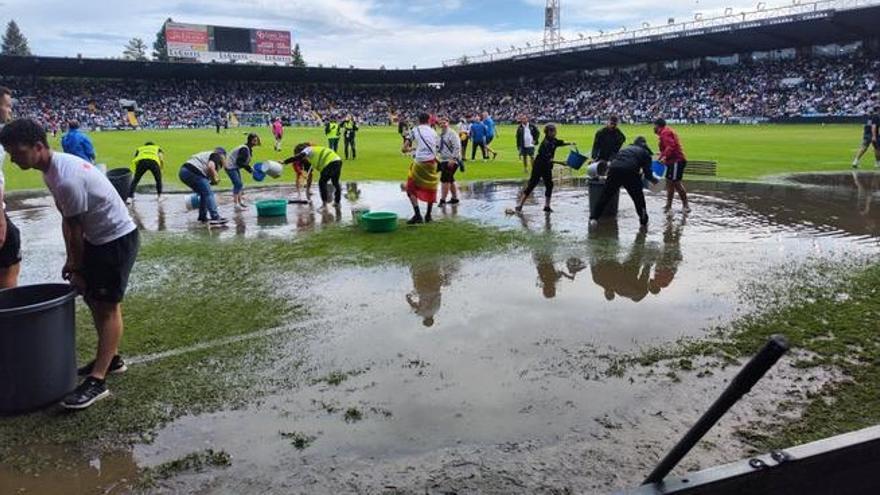 an hour and a quarter on hiatus due to flooding