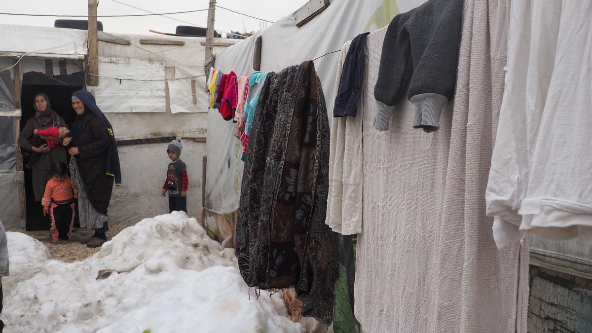 El infierno helado que condena a los refugiados sirios en el Líbano