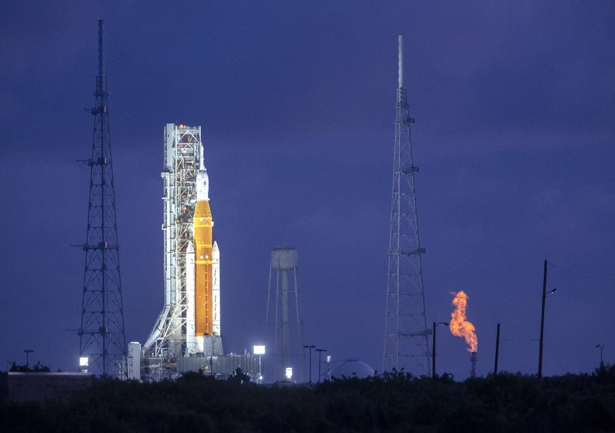 La NASA torna a retardar el llançament d’Artemis I per tempesta tropical